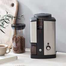 Load image into Gallery viewer, Wilfa Performance Thermo Coffee Maker and Svart Coffee Grinder (Silver) Bundle
